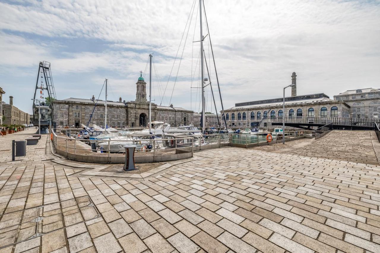 Luxury 2 Bed Apartment In Historic Royal William Yard พลีมัธ ภายนอก รูปภาพ