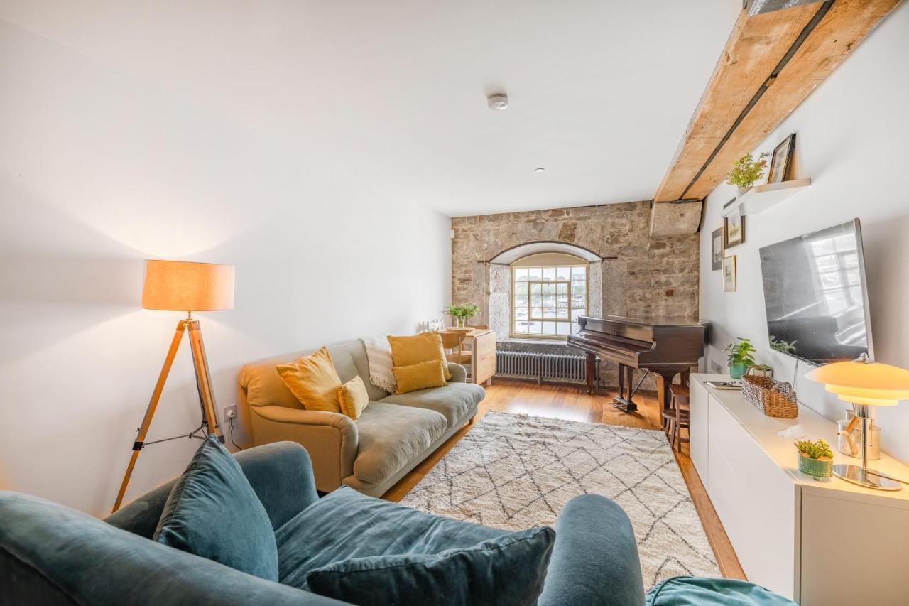 Luxury 2 Bed Apartment In Historic Royal William Yard พลีมัธ ภายนอก รูปภาพ