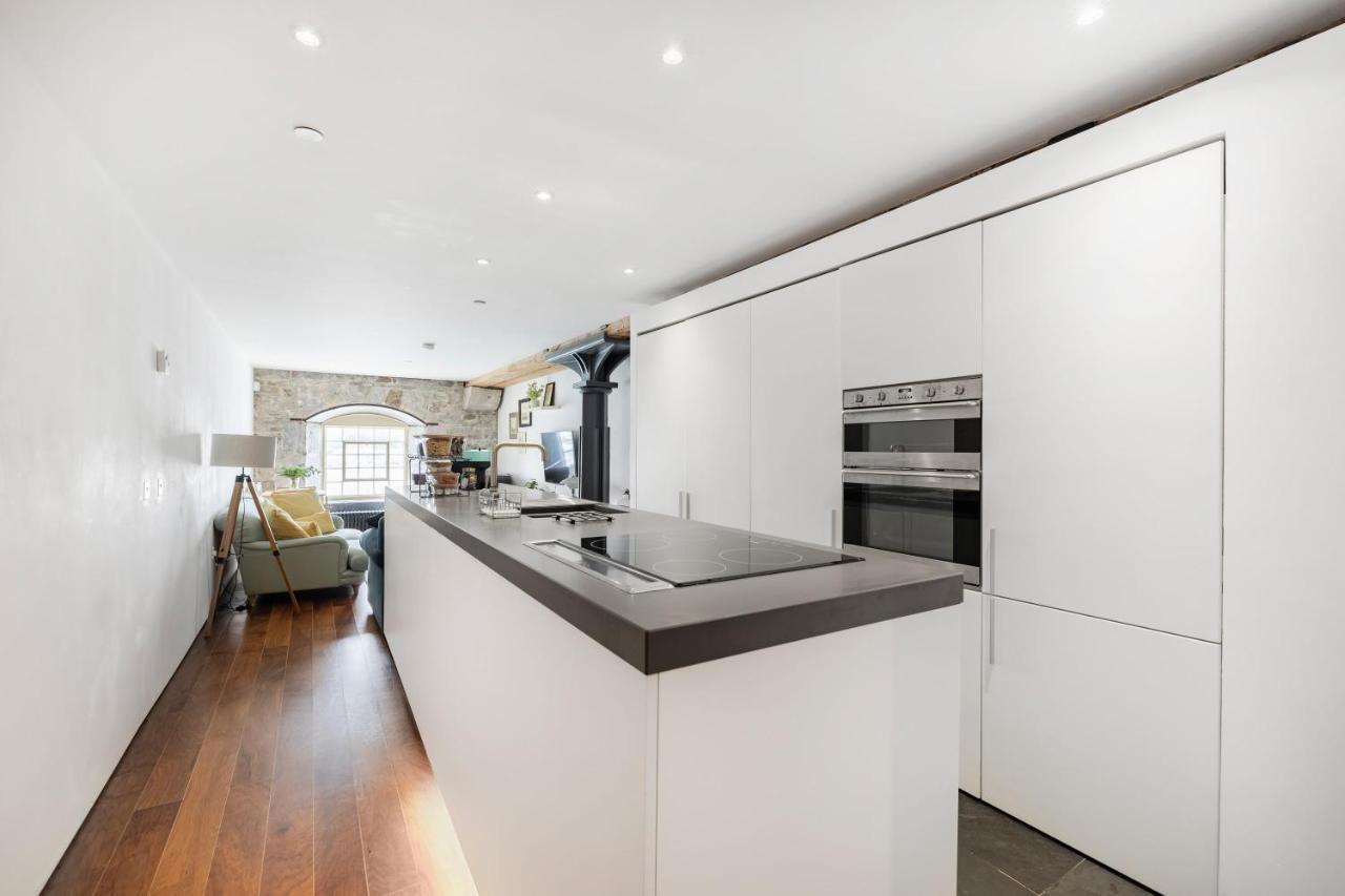 Luxury 2 Bed Apartment In Historic Royal William Yard พลีมัธ ภายนอก รูปภาพ