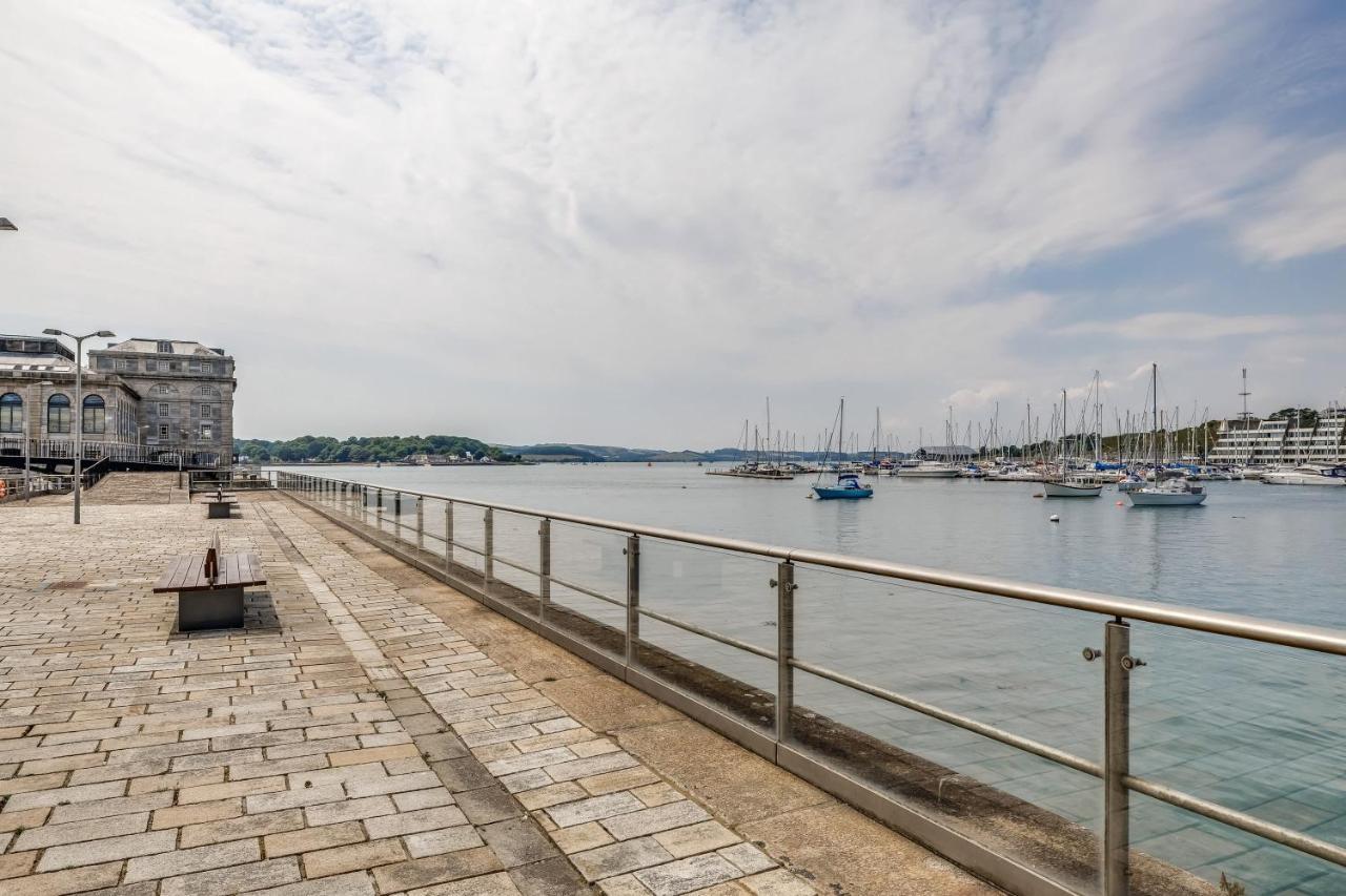 Luxury 2 Bed Apartment In Historic Royal William Yard พลีมัธ ภายนอก รูปภาพ