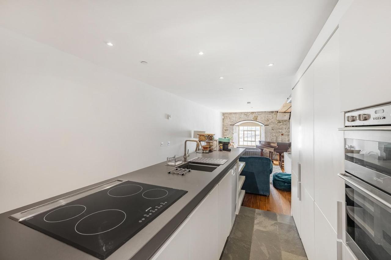 Luxury 2 Bed Apartment In Historic Royal William Yard พลีมัธ ภายนอก รูปภาพ