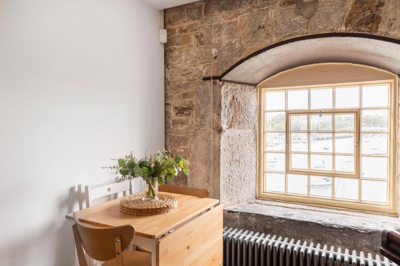 Luxury 2 Bed Apartment In Historic Royal William Yard พลีมัธ ภายนอก รูปภาพ